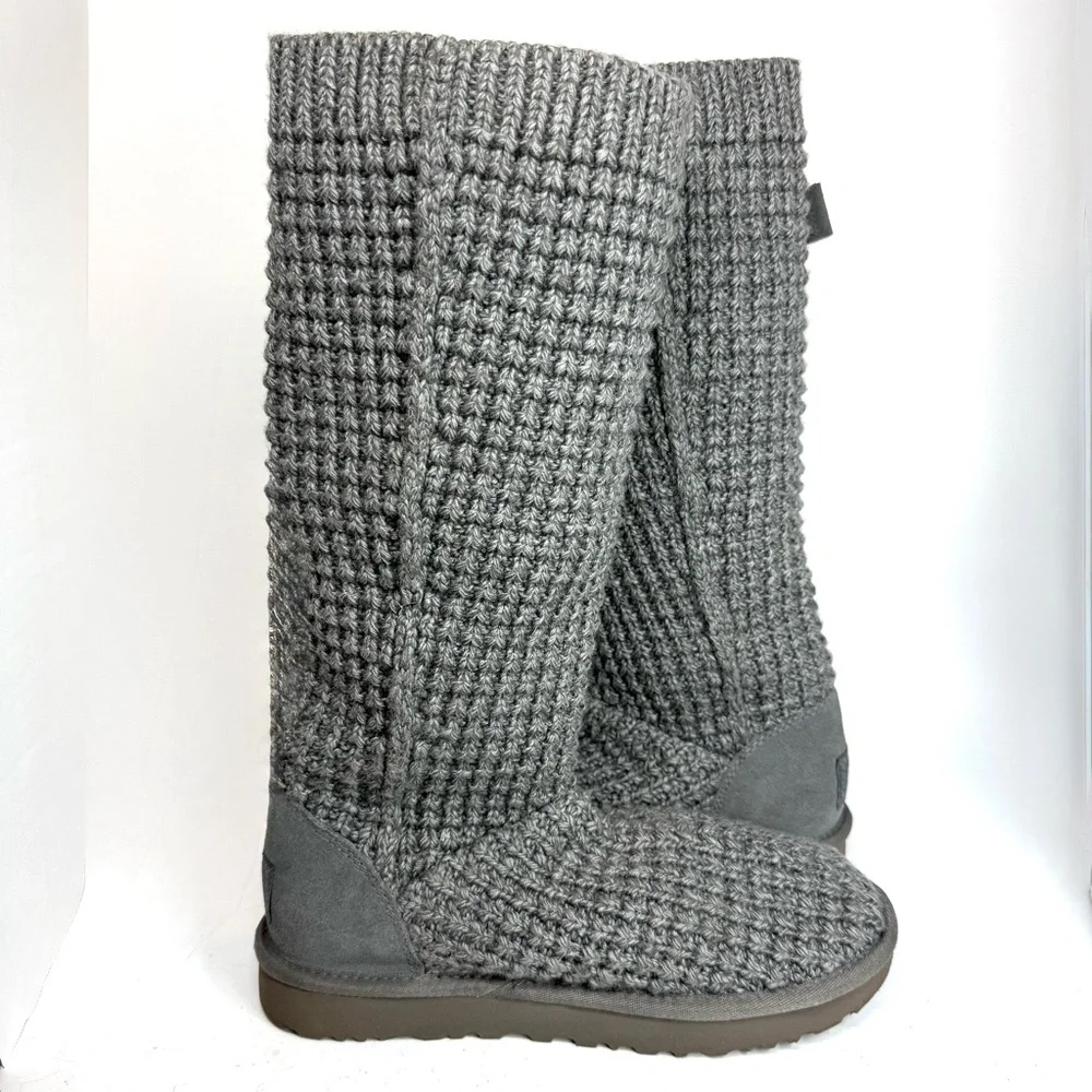 Ugg Classic Solene Tall Gray Knit‎ Women's Boots Women’s Size 8